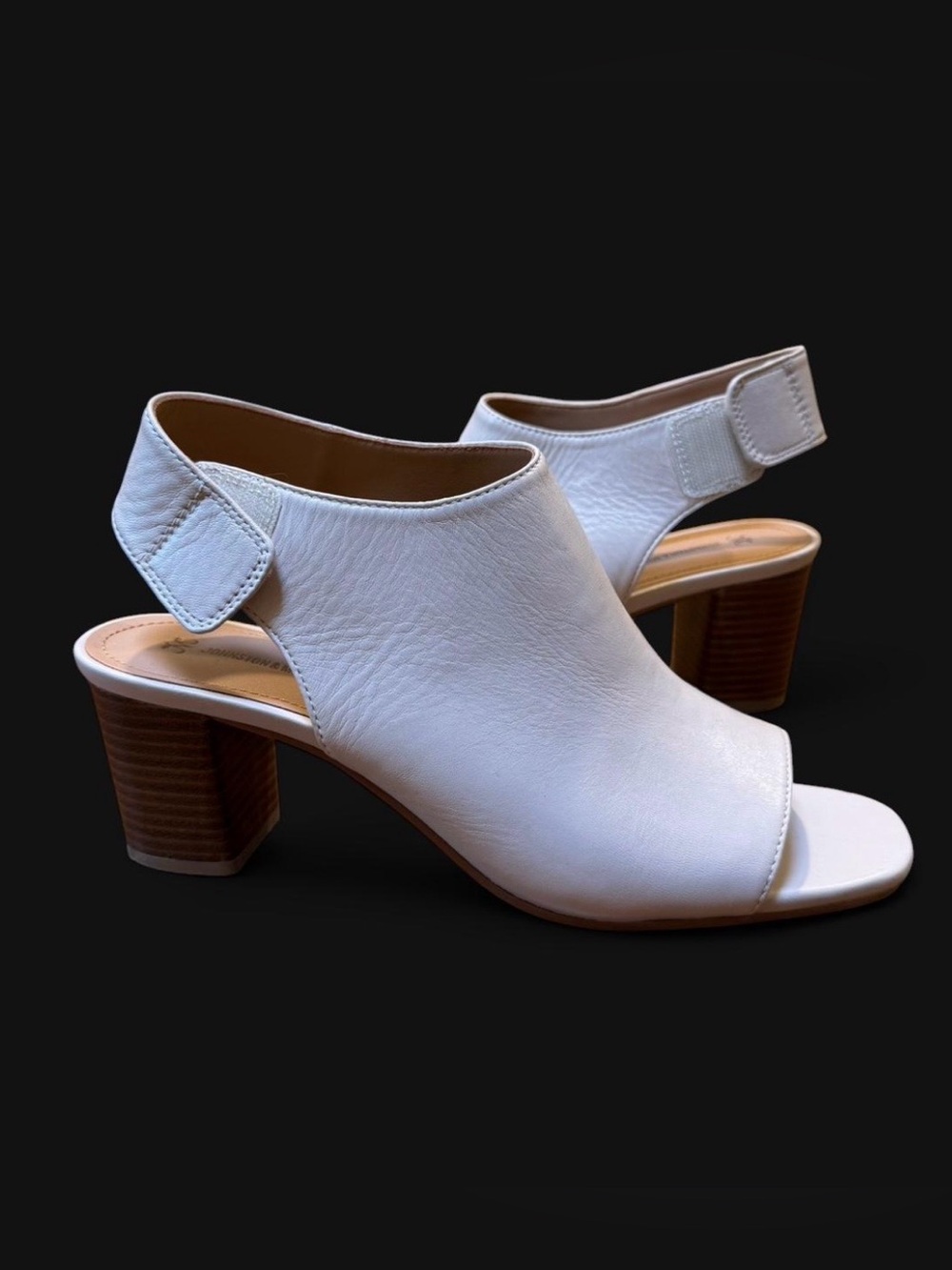Johnson & Murphy Women's Off White Open-Toe Block Heel Sandals